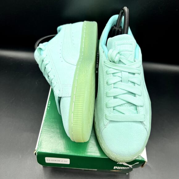 NEW Puma Suede Classic Mono Iced Women’s Sneakers Size 6 381588-01 - Picture 5 of 9